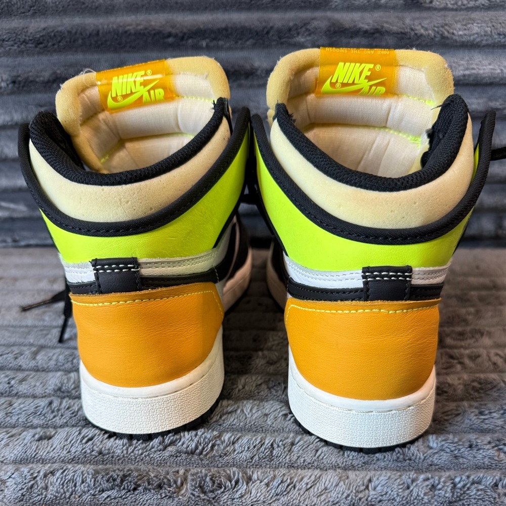 Nike Air Jordan 1 High - White, Black, Yellow, Neon Green - Picture 3 of 7